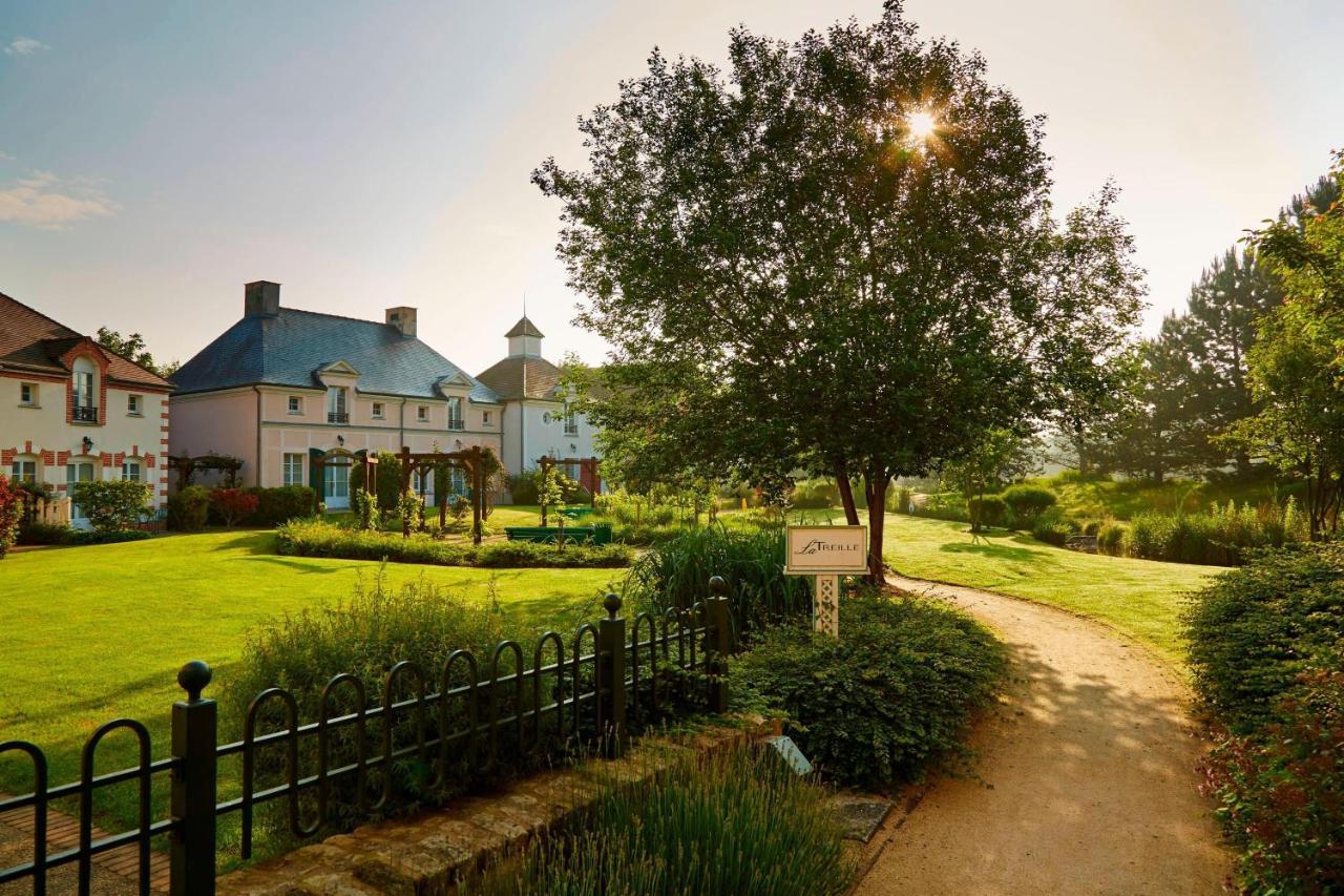 Marriott's Village D'ile-de-france Hotel 4*