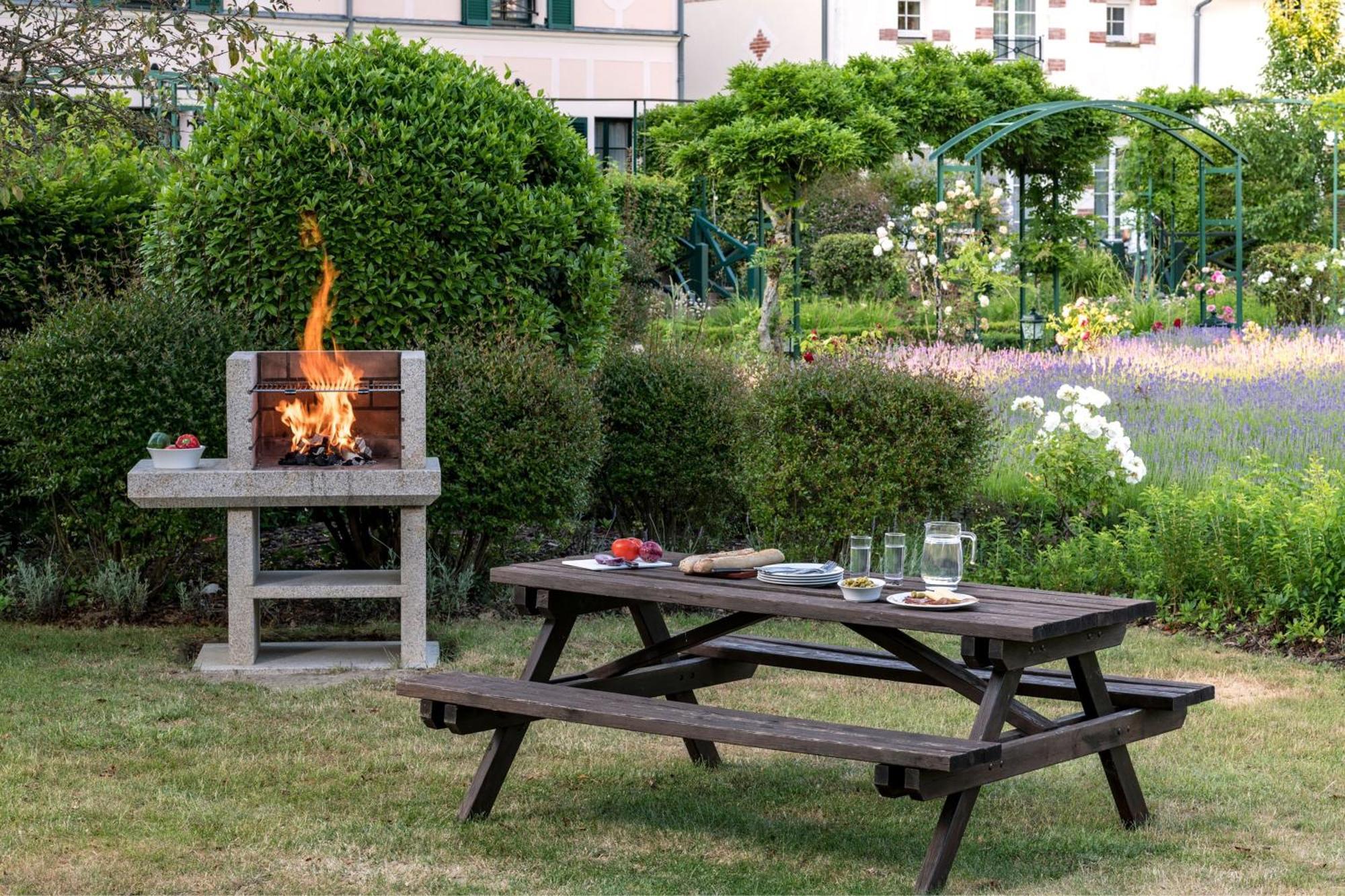 Marriott's Village D'ile-de-france Hotel